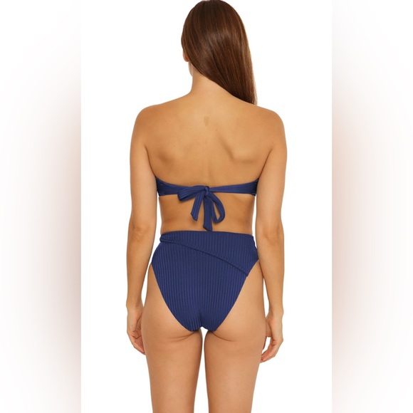 NWT Trina Turk Standard Olympia Ring Ribbed Bandeau Bikini Top Size 8 - Picture 2 of 4